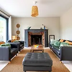 Villa 6 Ch. Avec Sauna, Jardin Et Parking Pres Du Bassin D'arcachon - Fr-1-736-51 Lège-Cap-Ferret
