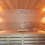 Villa 6 Ch. Avec Sauna, Jardin Et Parking Pres Du Bassin D'arcachon - Fr-1-736-51 Lège-Cap-Ferret