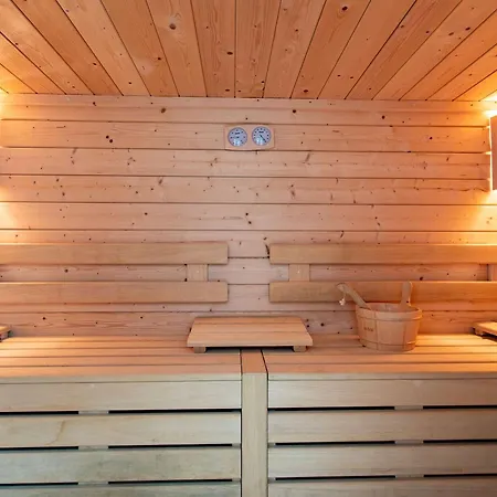 Villa 6 Ch. Avec Sauna, Jardin Et Parking Pres Du Bassin D'arcachon - Fr-1-736-51 Lege-Cap-Ferret