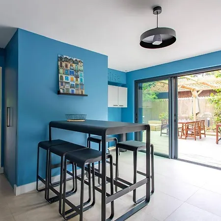 6 Ch. Avec Sauna, Jardin Et Parking Pres Du Bassin D'arcachon - Fr-1-736-51 Villa
