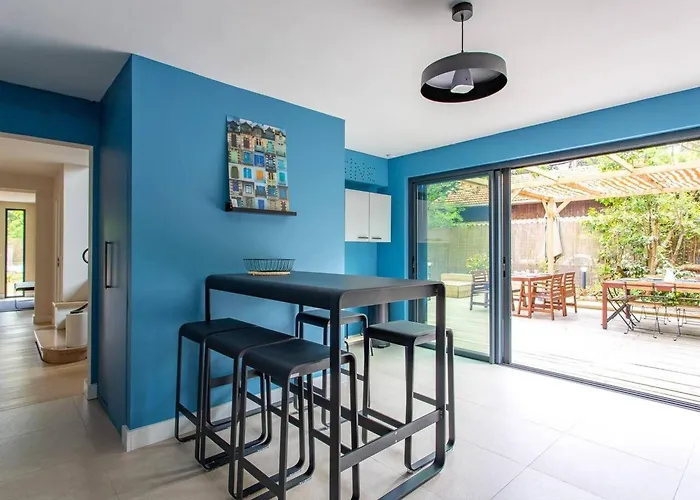 6 Ch. Avec Sauna, Jardin Et Parking Près Du Bassin D'arcachon - Fr-1-736-51 Villa